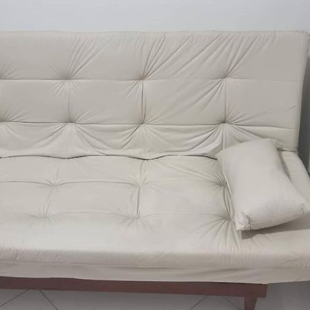 Quarto E Sala A Uma Quadra Da Praia Copacabana Posto 02 リオデジャネイロ エクステリア 写真